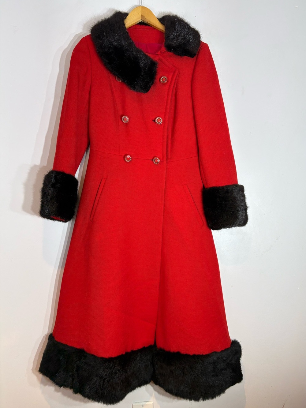 Vintage 1960s Red Wool Genuine Fur Trim Coat XS